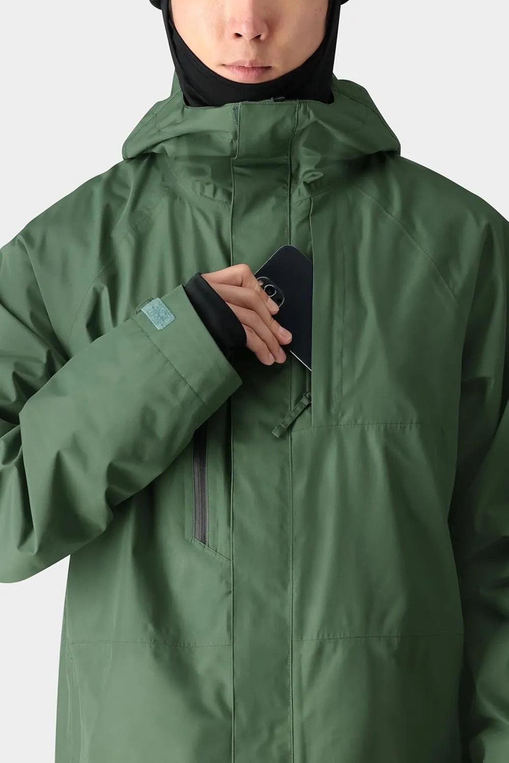 686 Men's Gore-TEX Core Jacket - Nylon Fabric Shell - Water & Weather Resistant