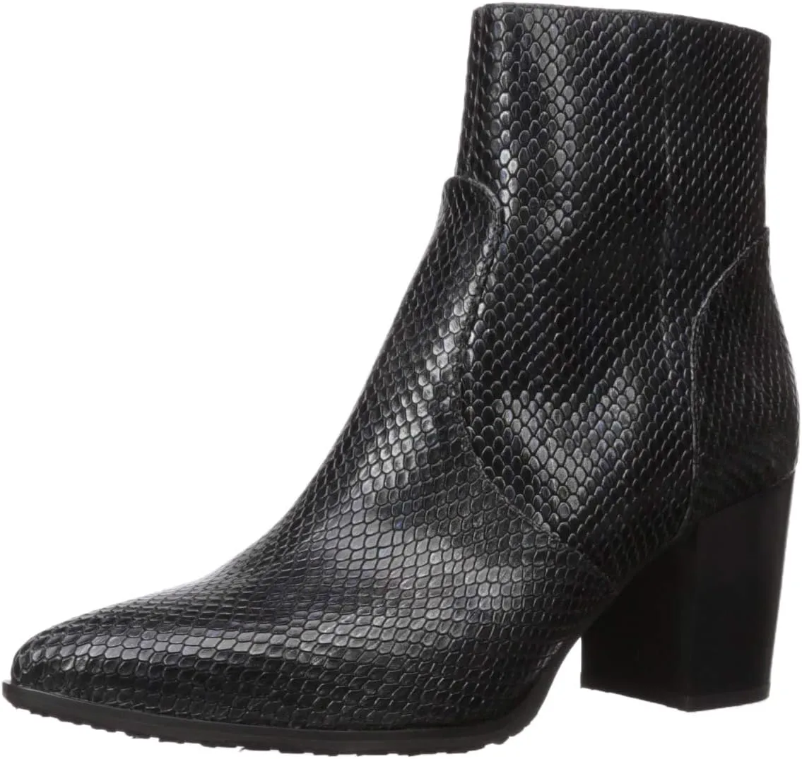 Blondo Women's Kelly Waterproof Ankle Bootie