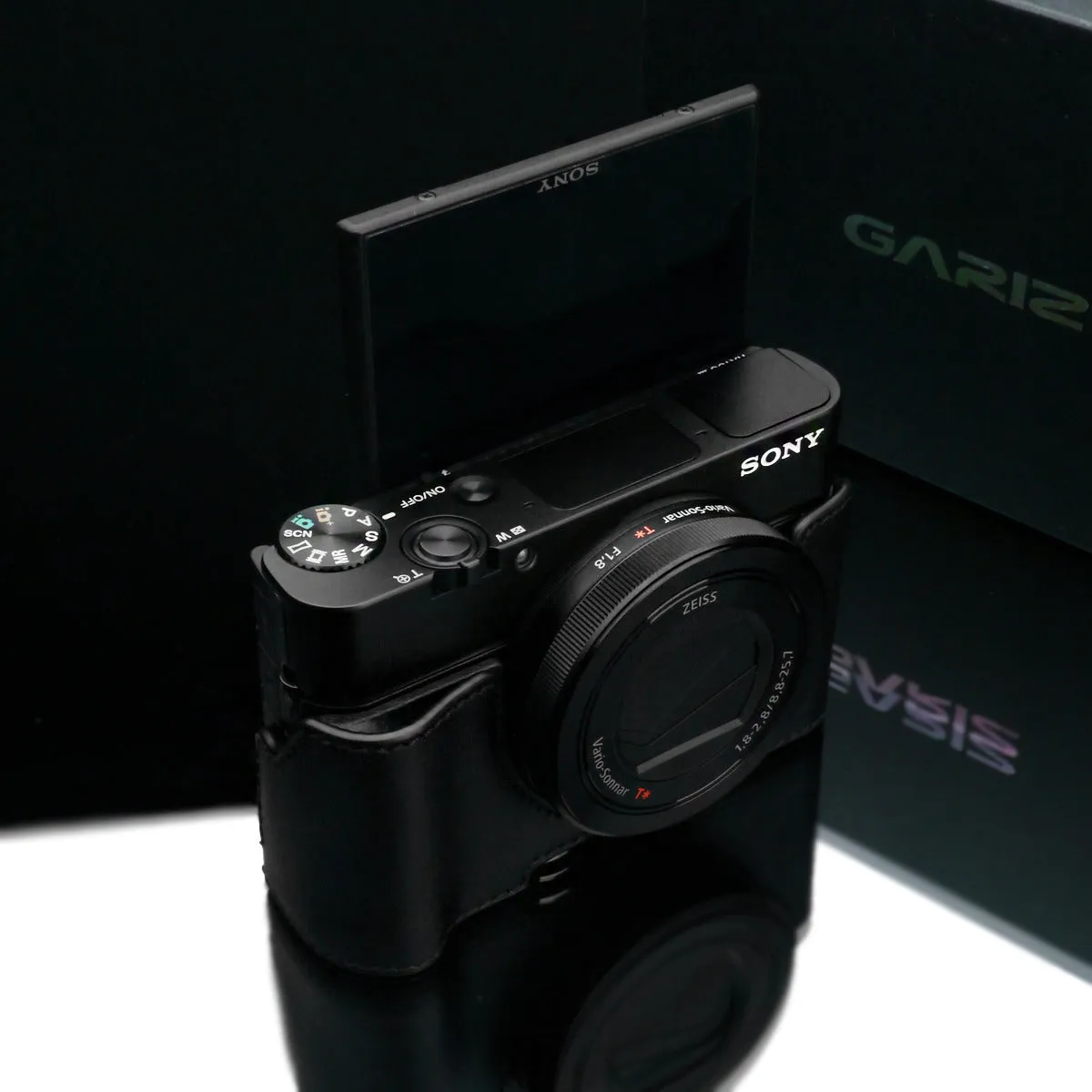 Gariz Sony RX100 MK3 / MK4 Black Leather Camera Half Case XS-CHRX100M3BK (Grip Version)