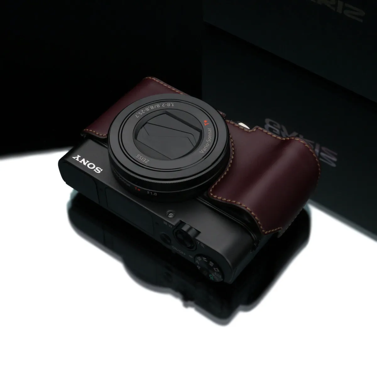 Gariz Sony RX100 MK3 / MK4 Brown Leather Camera Half Case XS-RX100M3BR (Grip Version)
