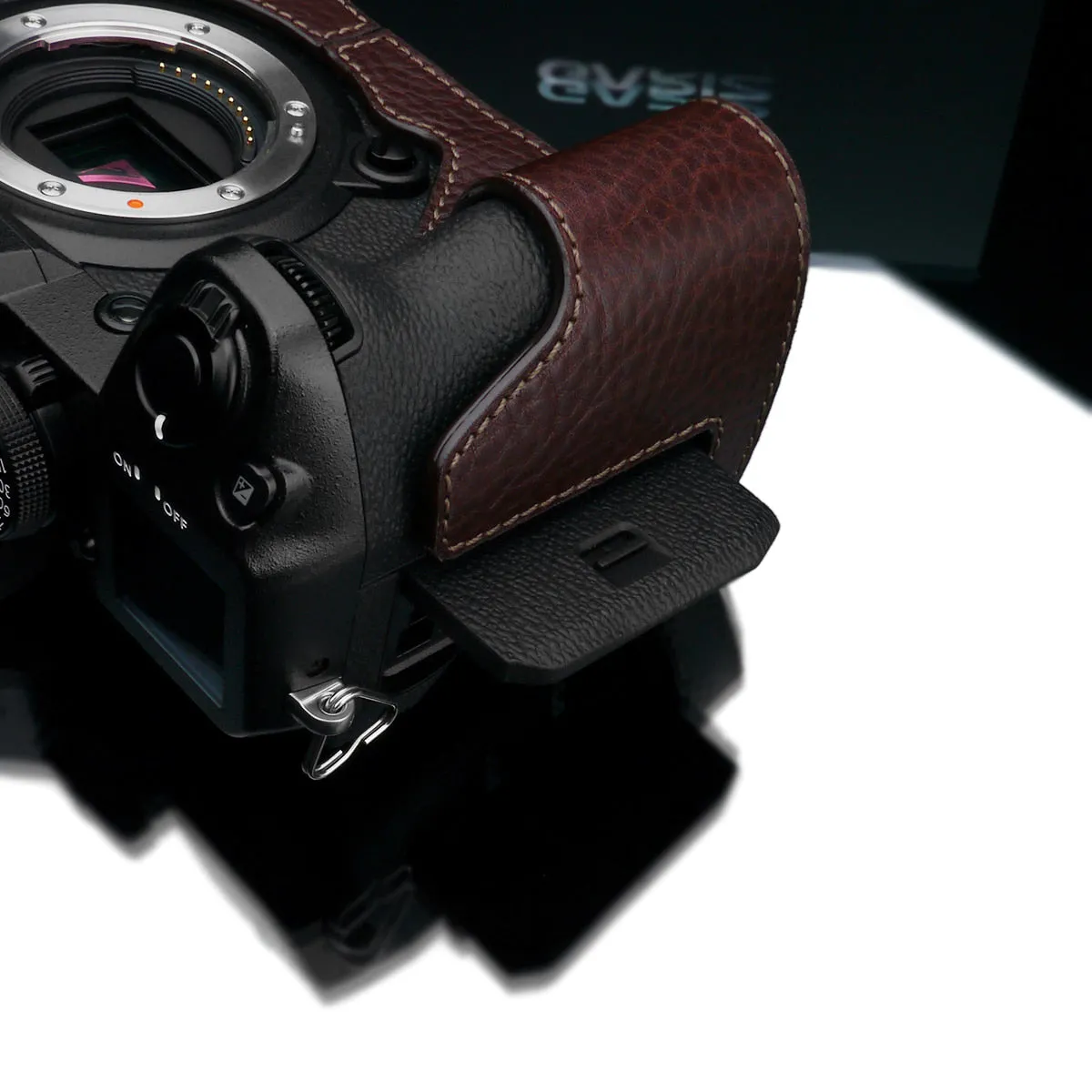 Gariz XS-CHXH1BR Leather Camera Half Case Brown for Fujifilm X-H1
