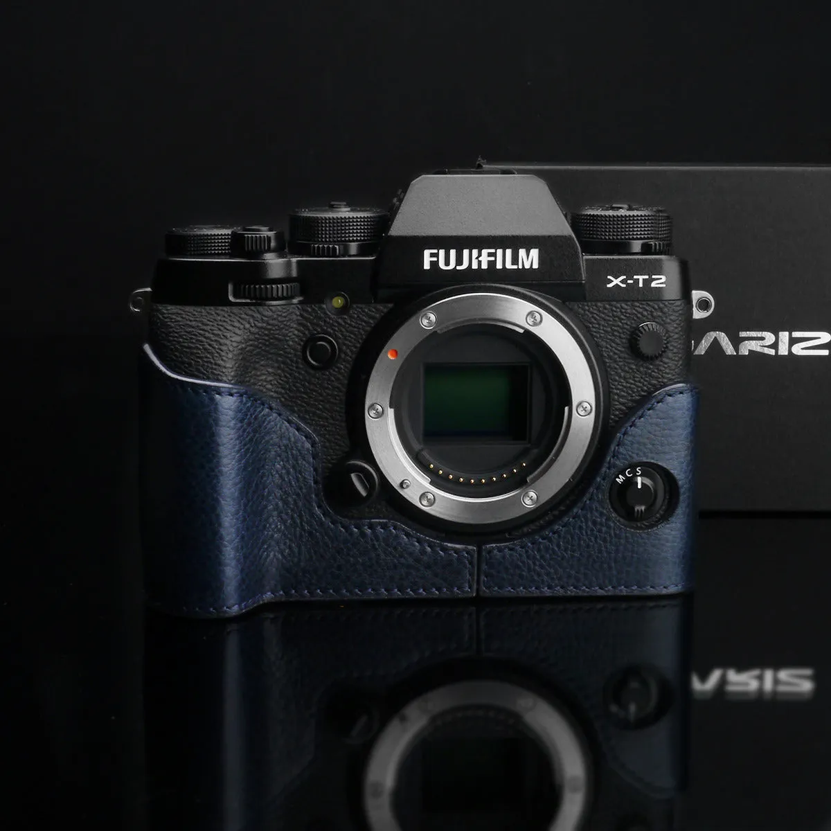 Gariz XS-CHXT2NV Navy Genuine Leather Half Case for Fujifilm Fuji X-T2 / X-T3