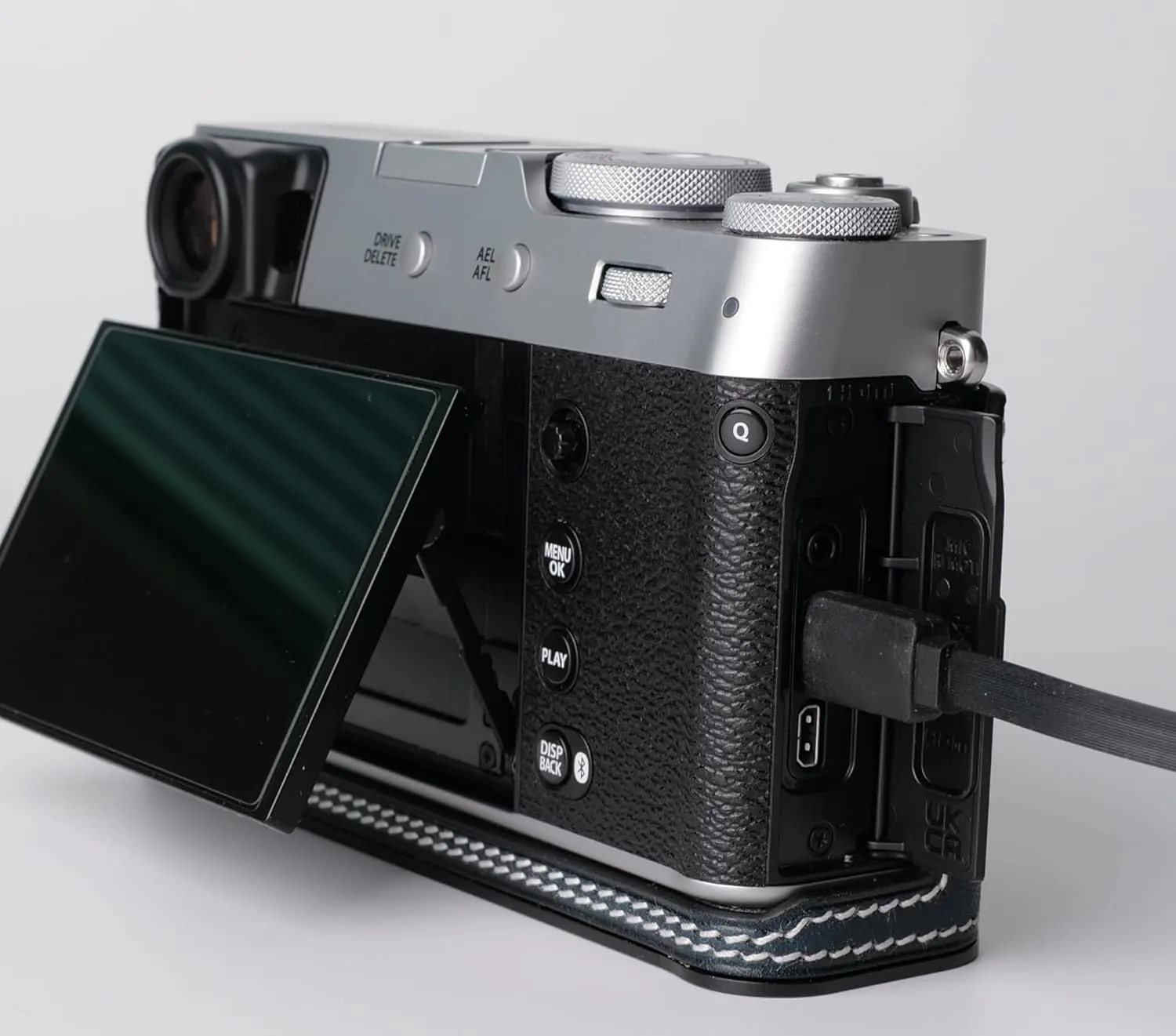 Genuine Leather Camera Half Case for Fujifilm X100VI - Top Layer Cowhide Body   Metal Base Plate - Hand Shank Free Design (Dark Blue)