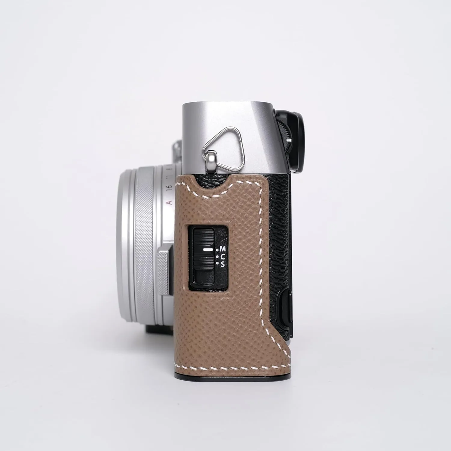 Handmade Genuine Leather Camera Half Case for Fujifilm X100VI/Fujifilm X100VI Case - Top Layer Cowhide Body hand sewn saddle stitch Metal Base Plate Hand Shank (Etoupe Gray)
