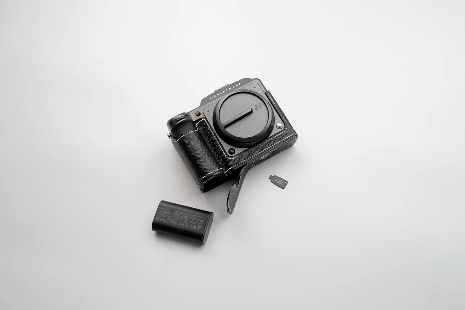 Handmade Genuine Leather Camera Half Case for Hasselblad X2D 100C - Top Layer Cowhide Body   Metal Base Plate   Hand Shank 3-in-1 Design (Black)