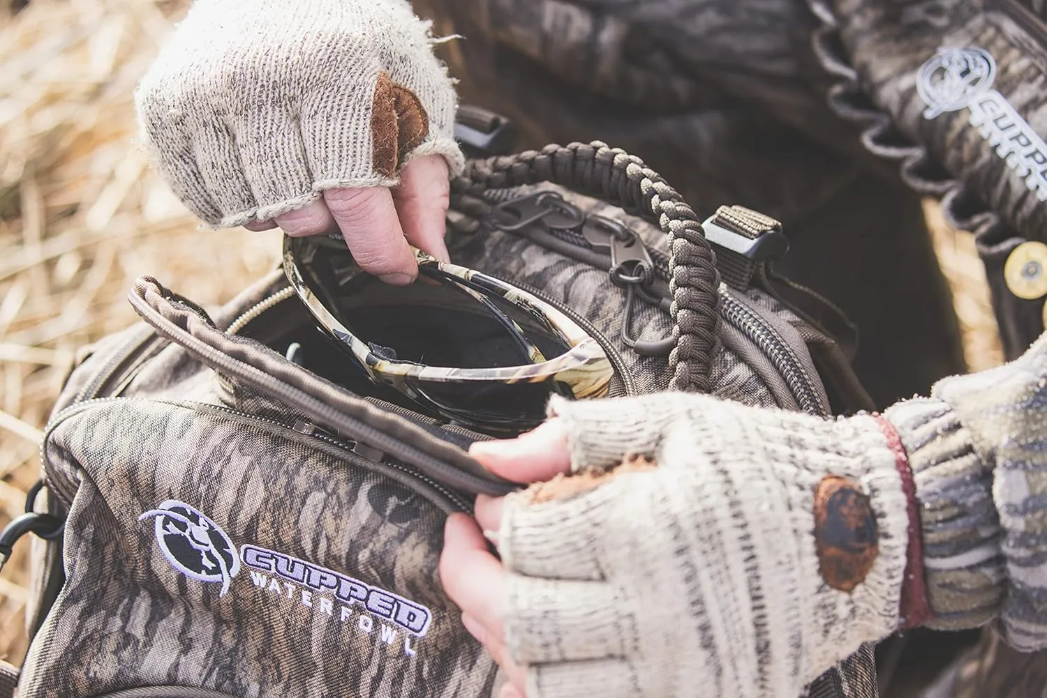 Hunting Backpack/Bag, Durable Duck Hunting Bag with Waist Belt & Waterproof Bottom