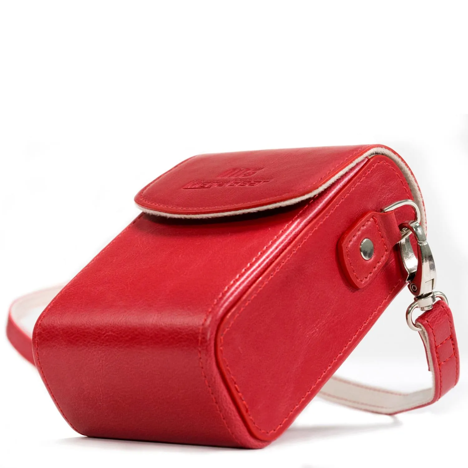 MegaGear Panasonic Lumix DC-ZS70, LX10, ZS60, ZS100, LX15, DC-TZ95, TZ90, DMC-TZ80, TZ100 Leather Camera Case with Strap