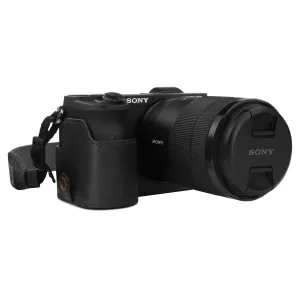 MegaGear Sony Alpha A6600 Ever Ready Leather Camera Half Case