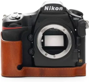 Nikon D850 Camera Case, BolinUS Handmade Genuine Real Leather Half Camera Case Bag Cover for Nikon D850 Camera Bottom Opening Version   Hand Strap (LavaBrown)