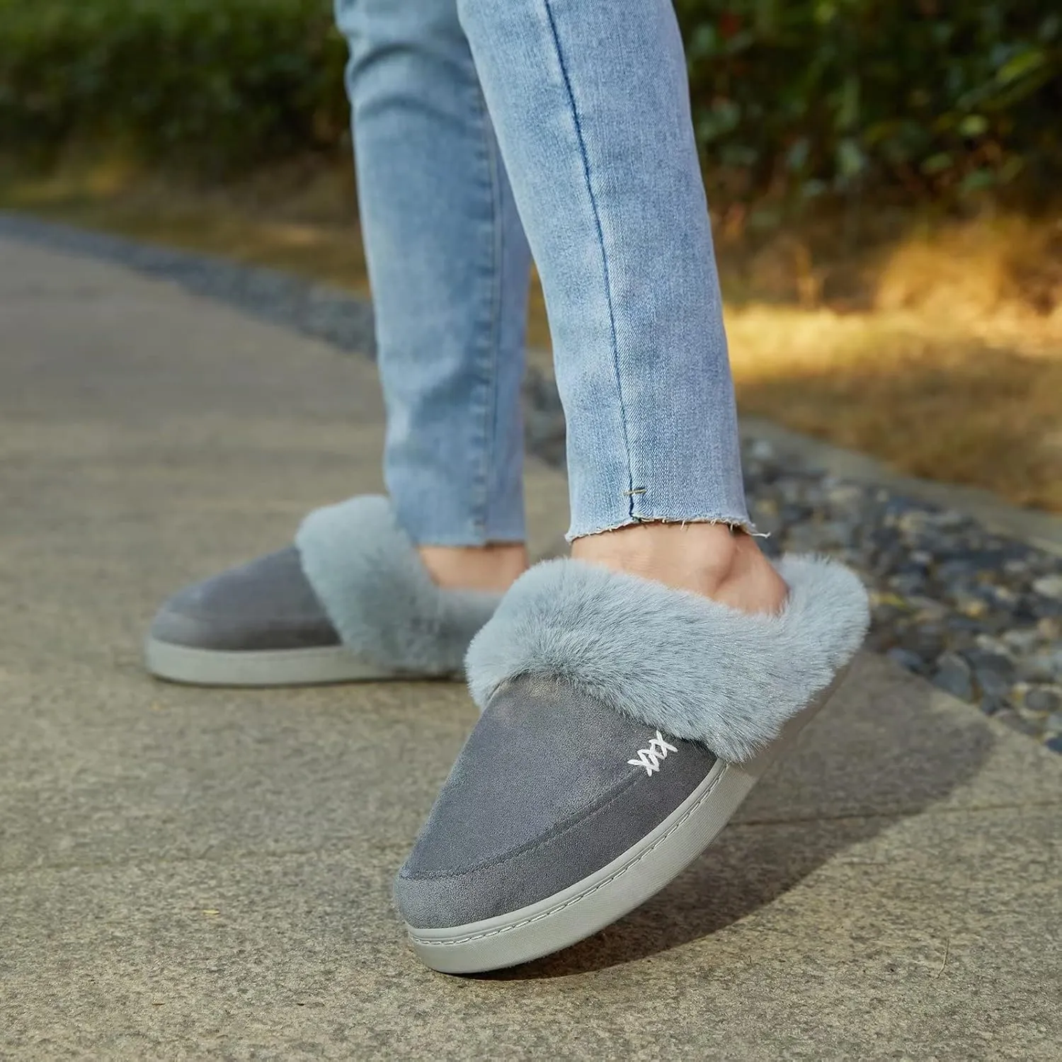 NineCiFun Women's and Men's Suede House Slippers Slip on Fuzzy Slippers with Faux Fur Lining Indoor Outdoor Home Shoes with Rubber Sole