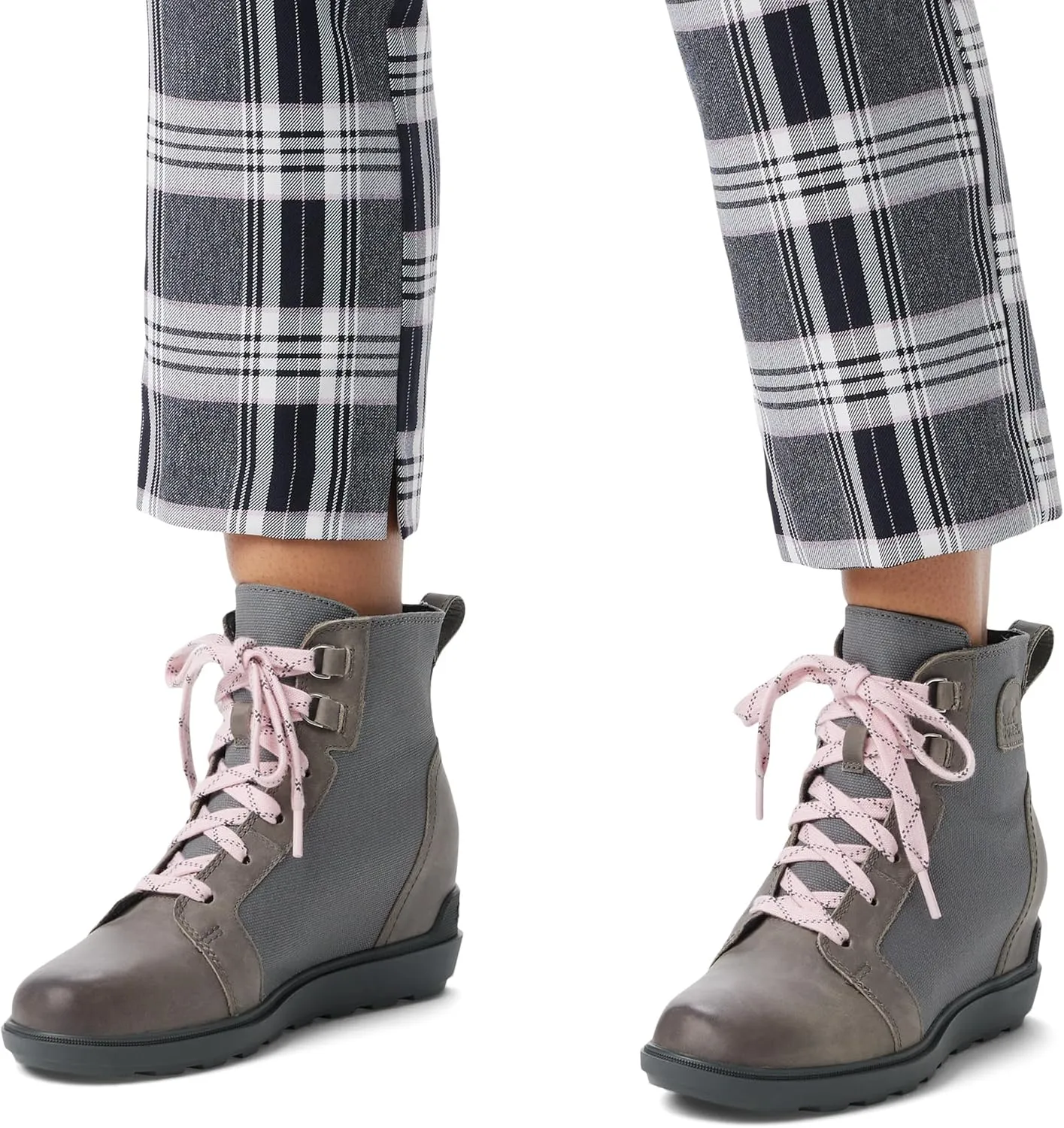 SOREL Women's Evie II NW Lace Boots