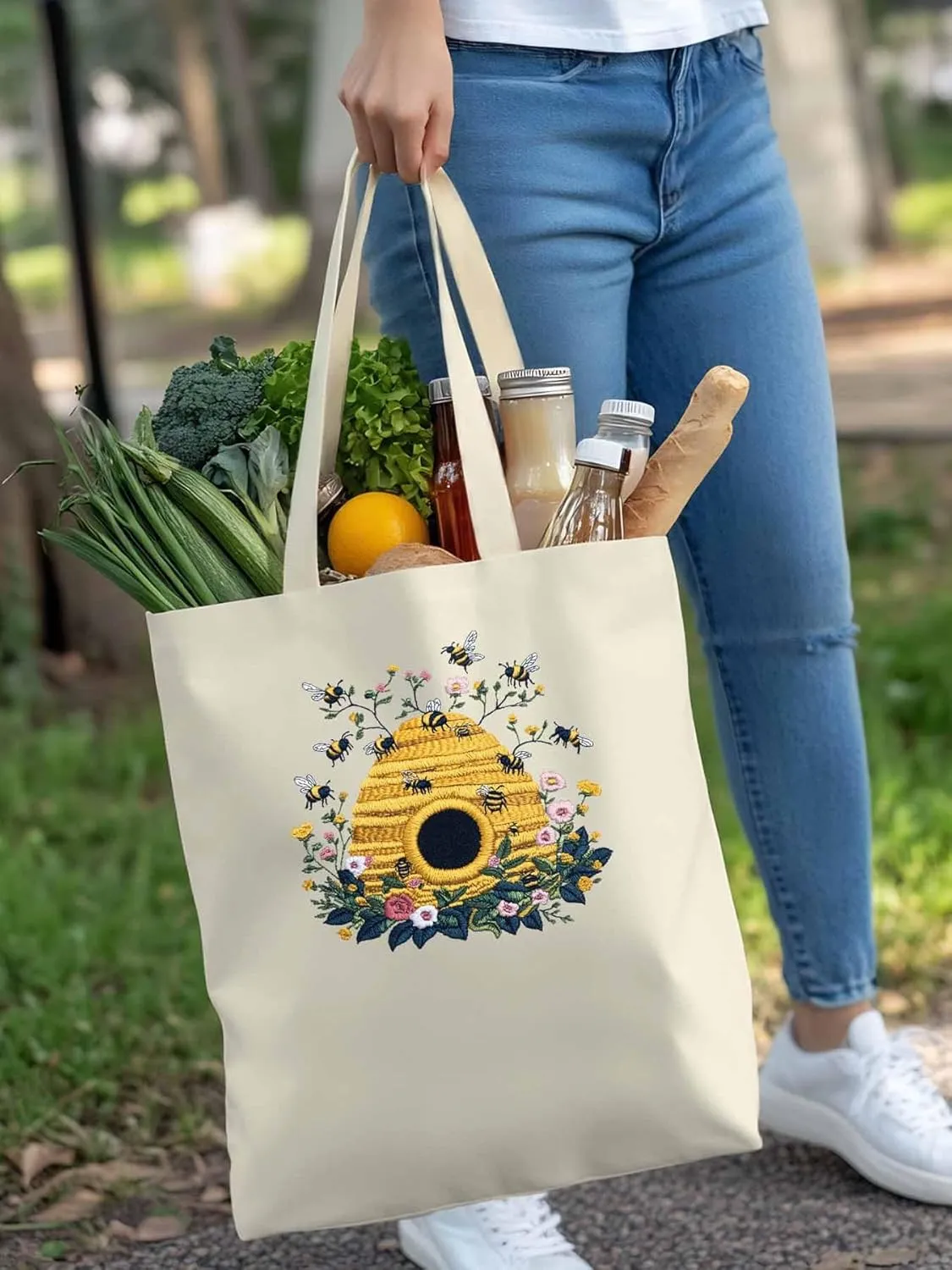 Summer Bee Butterfly Canvas Tote Bag, Aesthetic Canvas Tote Handbags for Women Shoulder Bag