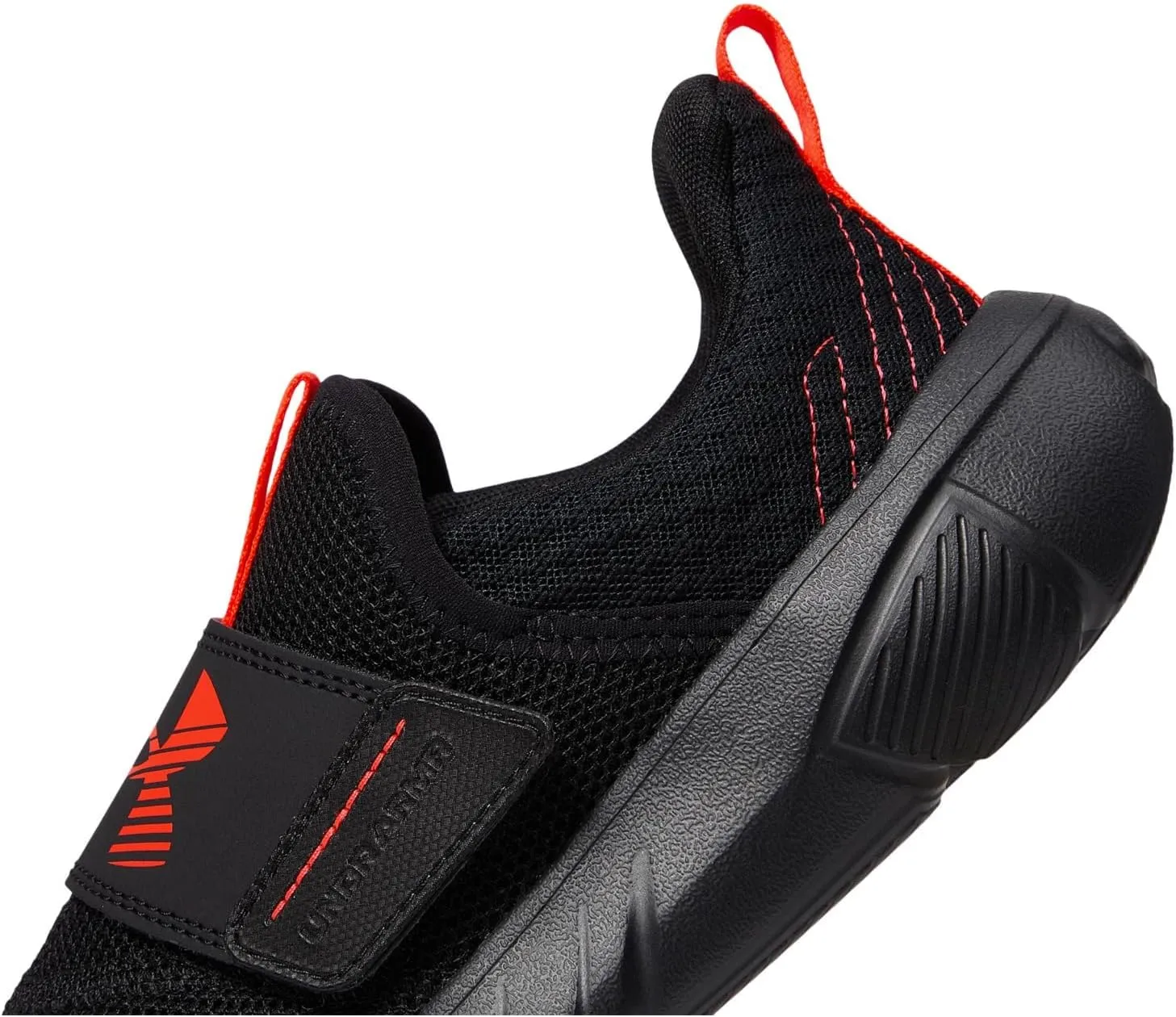 Under Armour Unisex-Child Grade School Flash Running Shoe