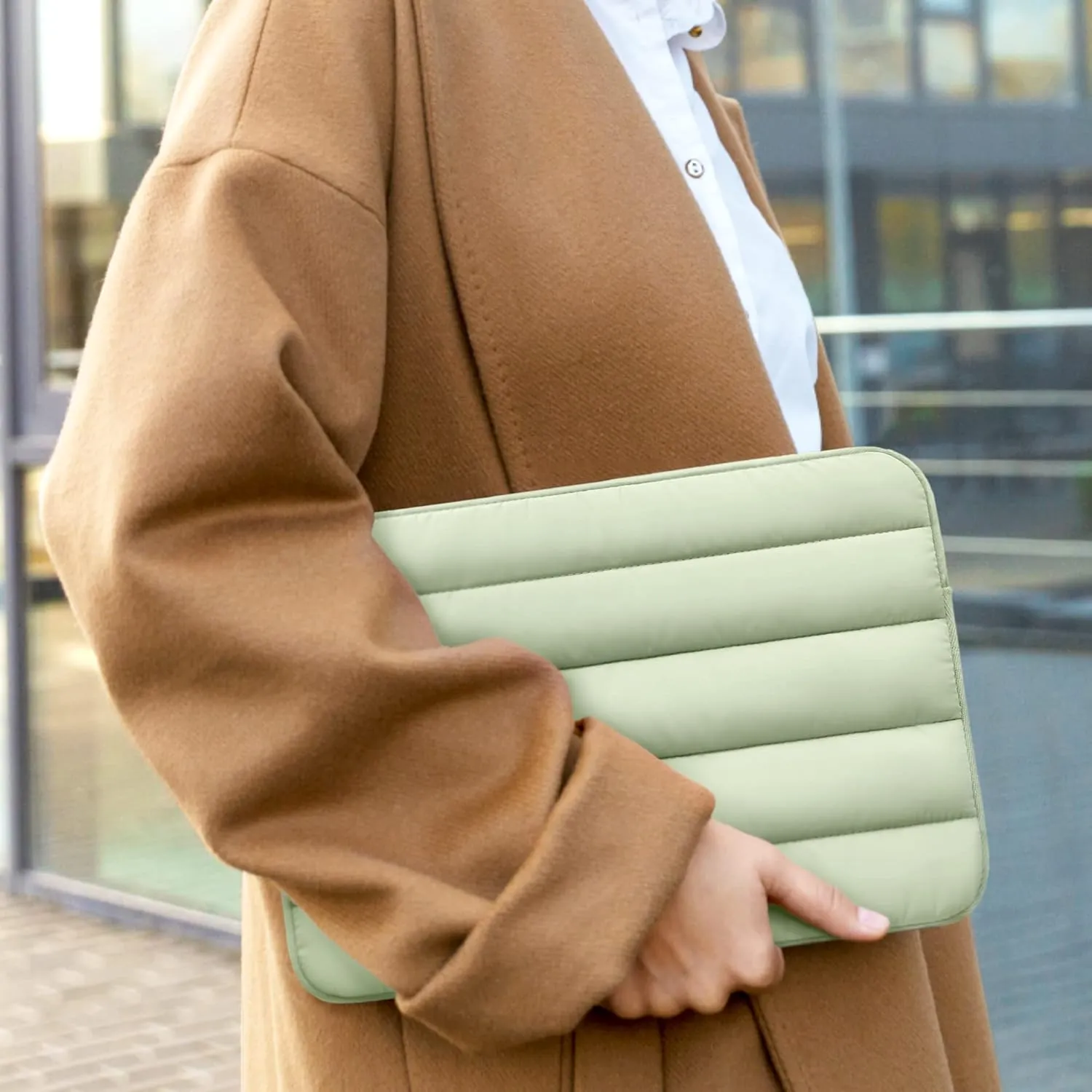 Vandel Portable Electronic Device Cover, Laptop Sleeve 15-16 Inch for Women and Men, Compatible with MacBook Pro, HP, Dell, Asus, Lenovo, Protective but Soft, Fits in Your Bag, Unique Puffy Design