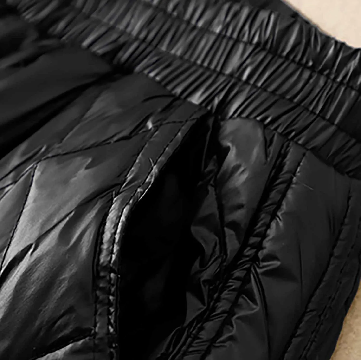 Women's Puffer Snow Pants Quilted Wide Leg Winter Diamond Sweatpants High Waisted Warm Ski Trousers with Pockets